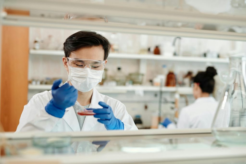 Doctor working in a lab